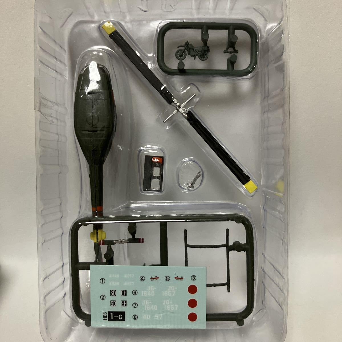 Amazon | UH-1H 1/144 偵察バイク付属 1-C 陸上自衛隊 旧塗装